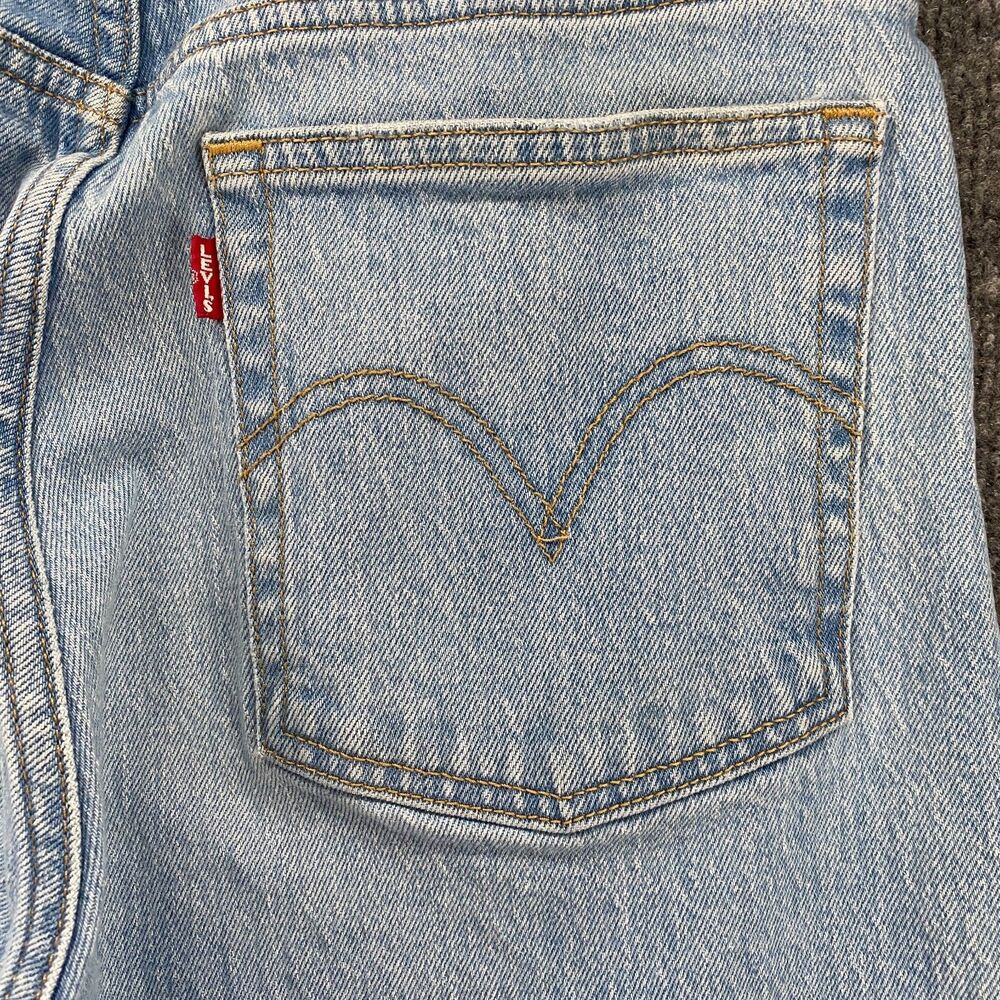 Levis Premium Jeans Womens‎ 29 Blue Wedgie Straight High Rise Button Fly Y2K - Picture 6 of 12